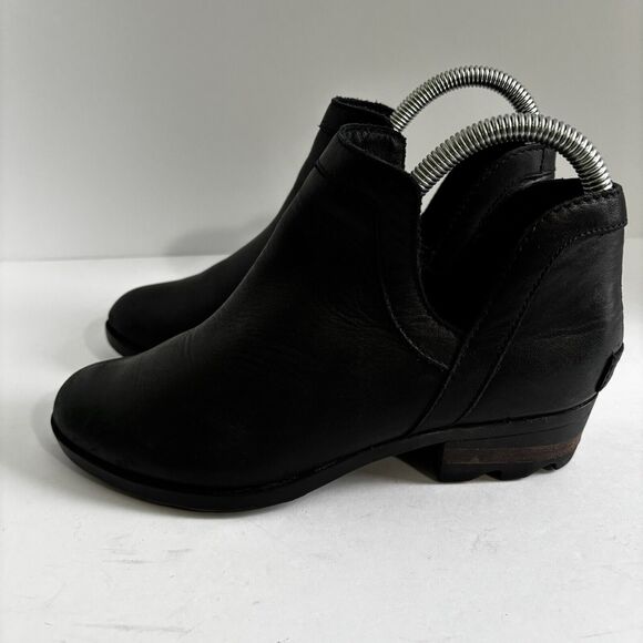 Sorel Lolla II Cut Out Bootie Black Leather Boots Women's Size 6 US, 37 EU - Picture 5 of 10